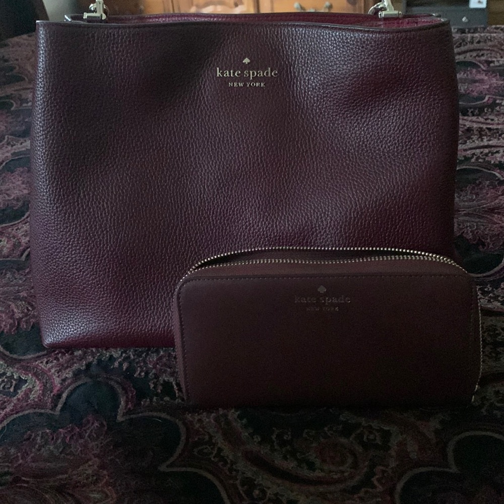 Kate spade shoulder bag with wallet
